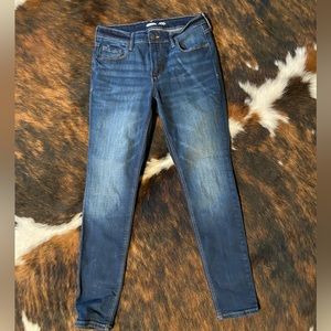 Old Navy Mid Rise Skinny Rockstar Medium Wash Jeans
